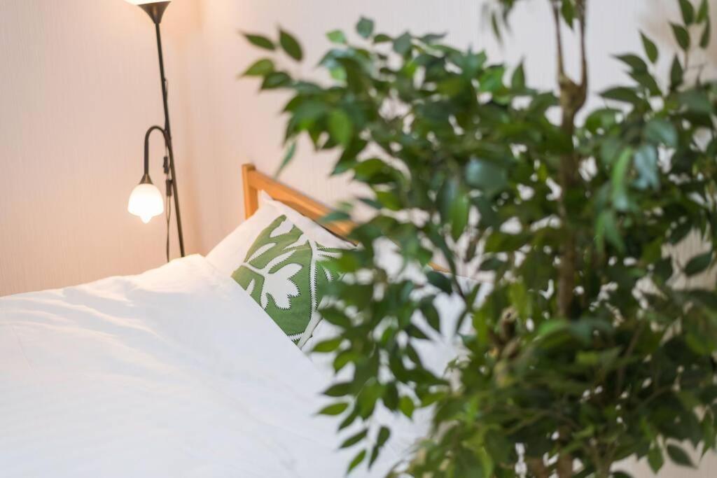 Namba S34O2Abcwififree Hotel Osaka Eksteriør billede