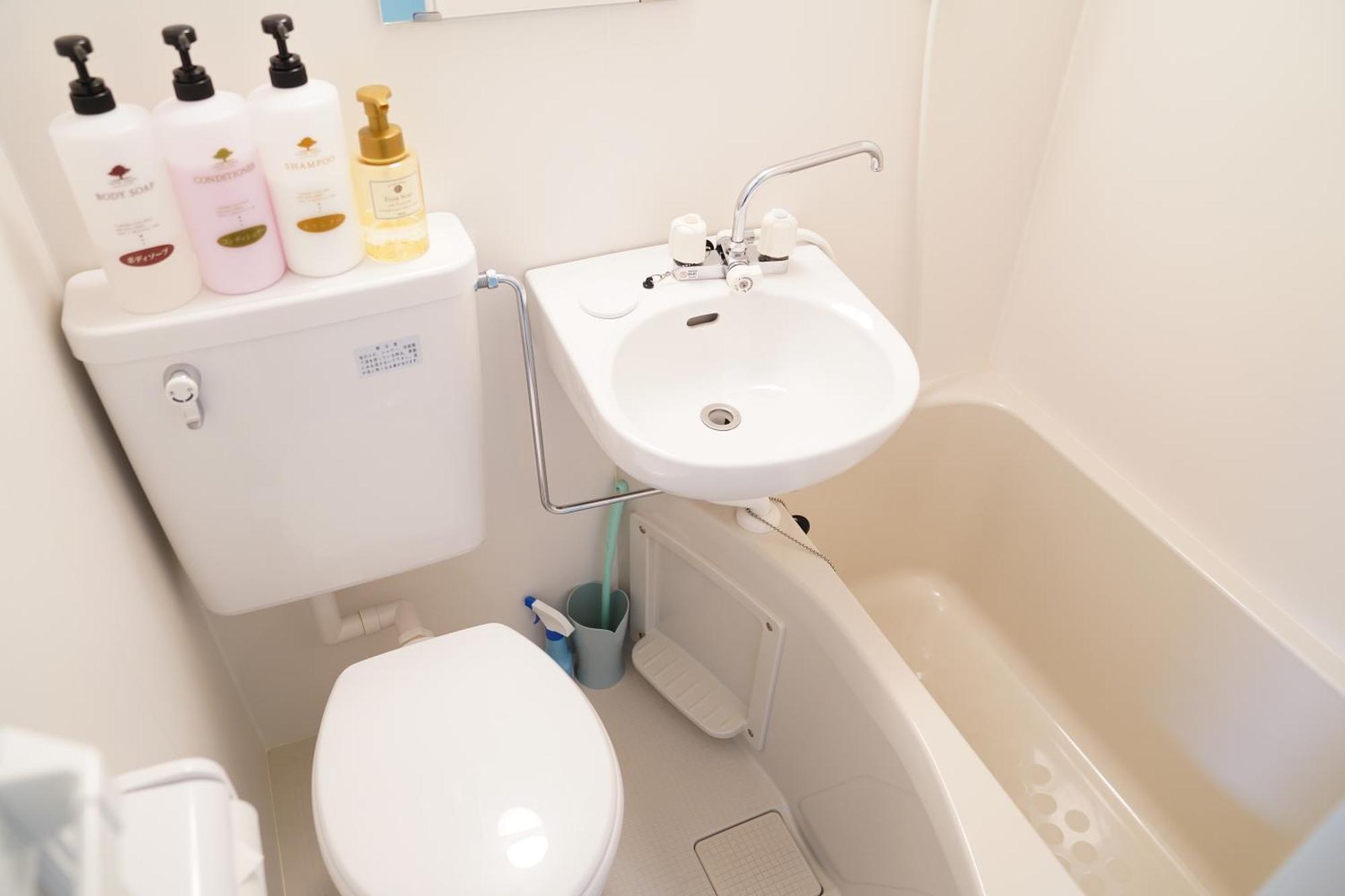 Namba S34O2Abcwififree Hotel Osaka Eksteriør billede